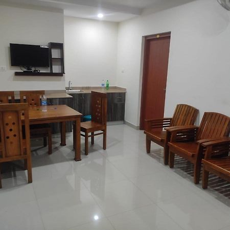 Pms Dhabi Residency Hotell Kottakkal Exteriör bild